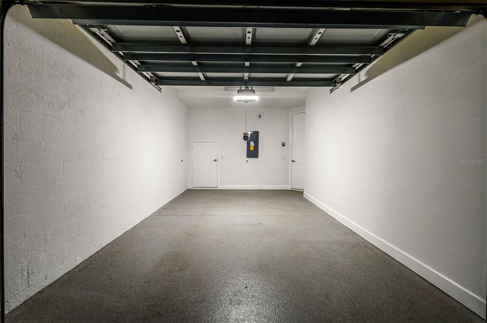 Image 28 of 58 For 1140 Beachcomber Court 11