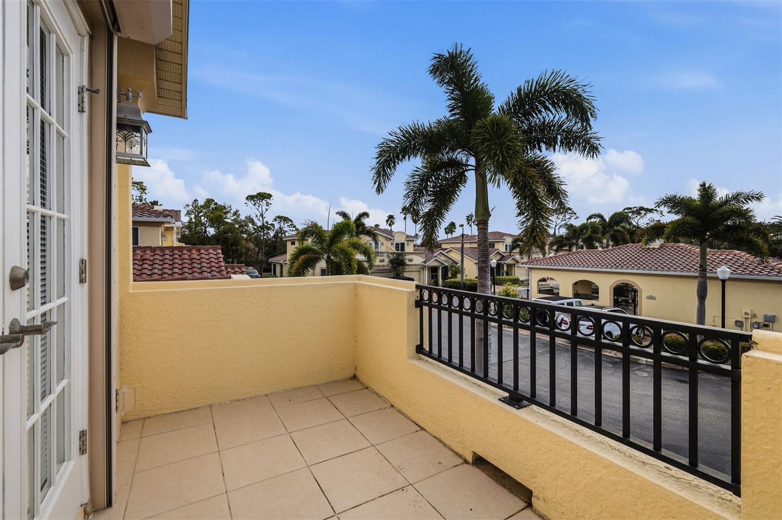 Image 29 of 58 For 1140 Beachcomber Court 11