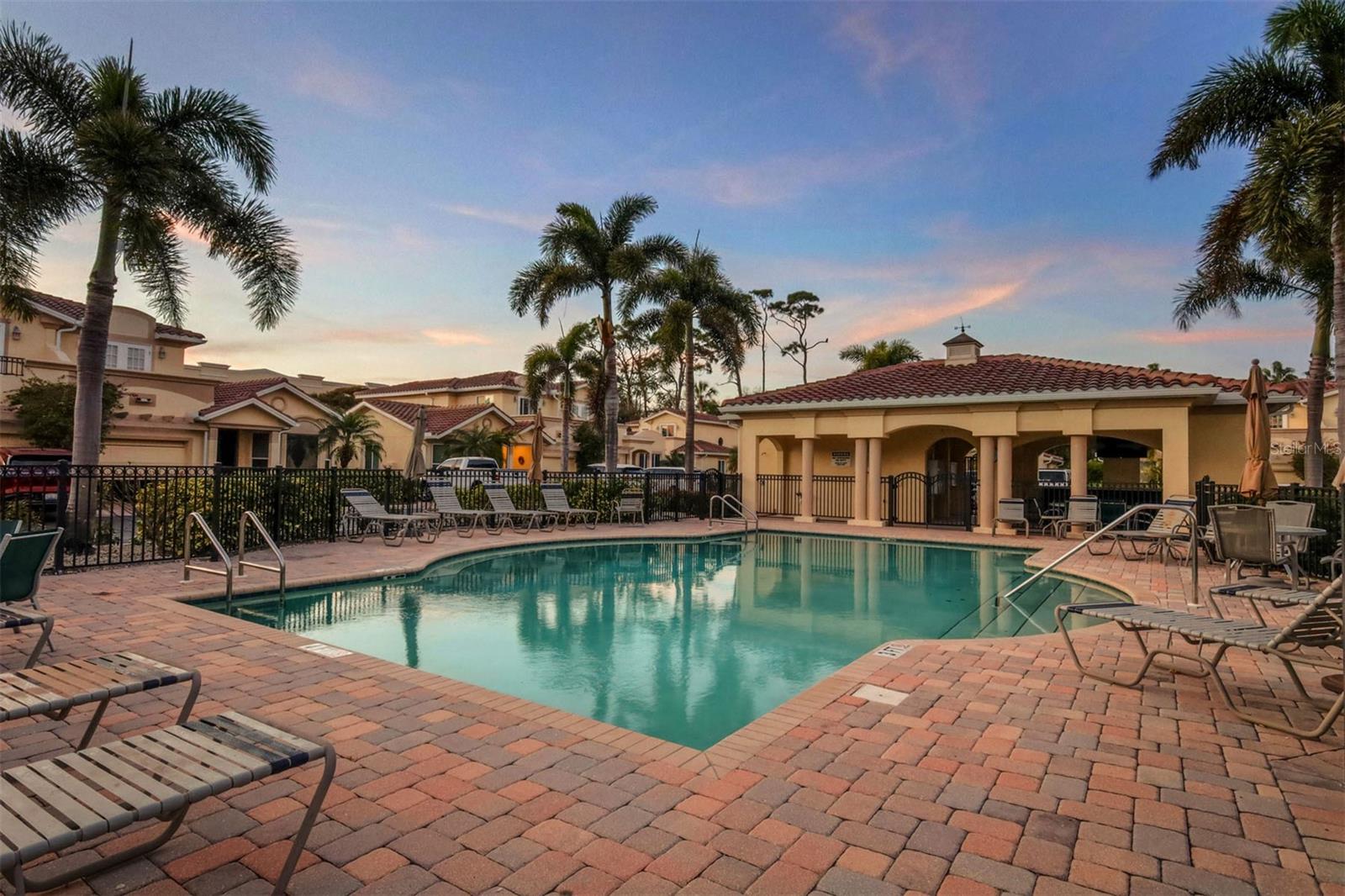 Image 36 of 58 For 1140 Beachcomber Court 11