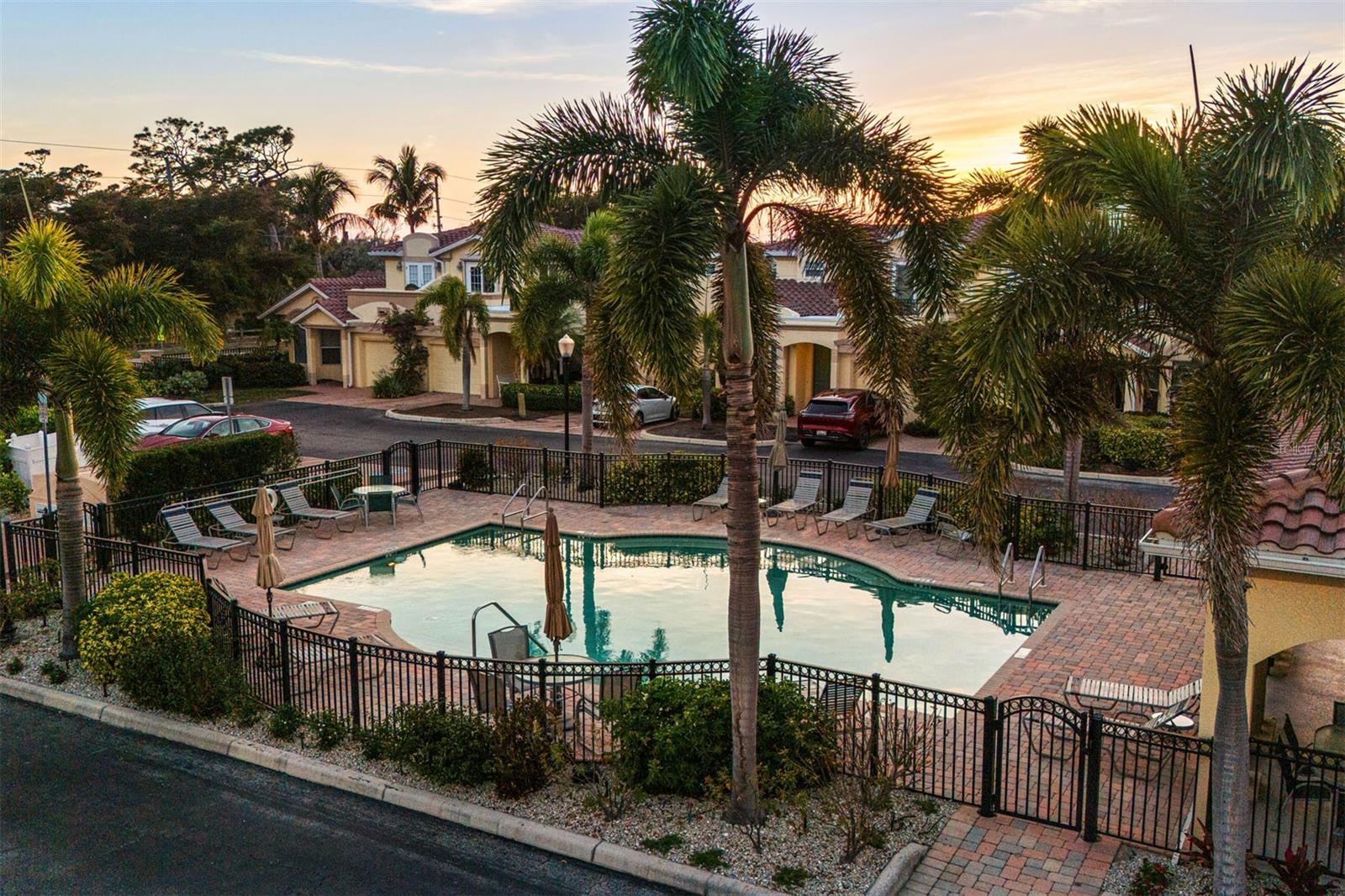 Image 37 of 58 For 1140 Beachcomber Court 11