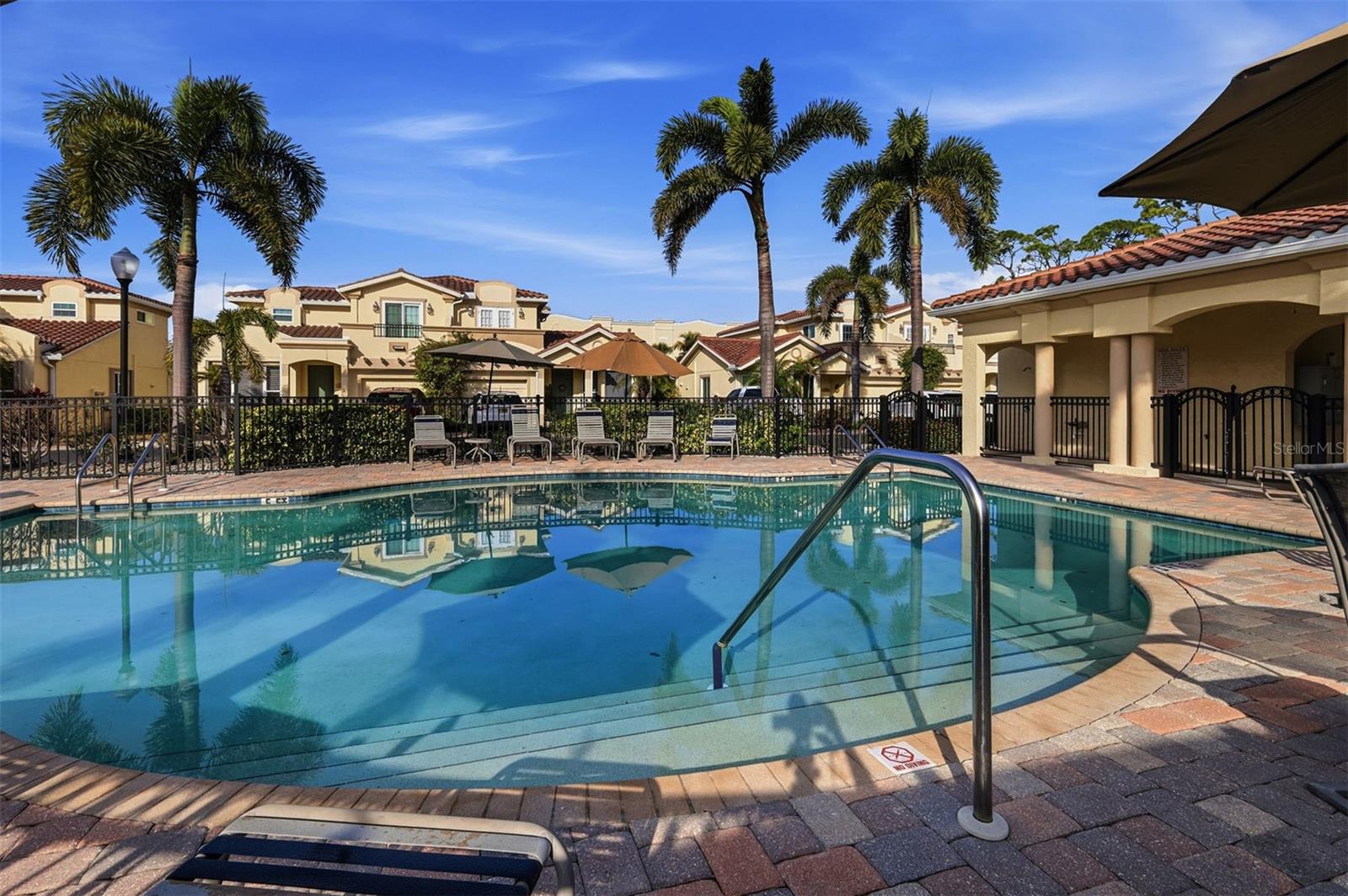 Image 40 of 58 For 1140 Beachcomber Court 11