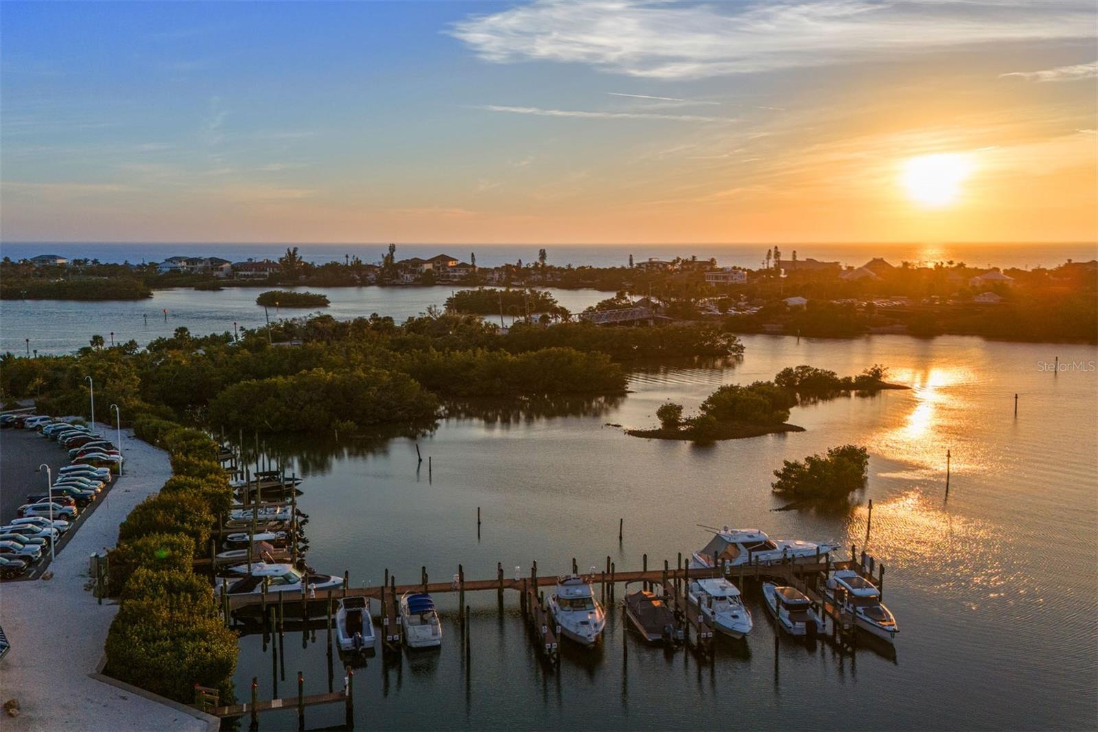 Image 43 of 58 For 1140 Beachcomber Court 11