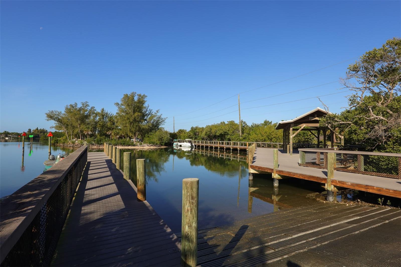 Image 50 of 58 For 1140 Beachcomber Court 11