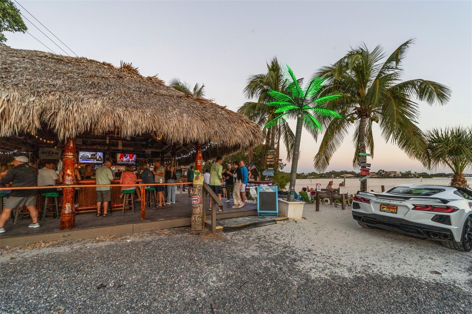 Image 51 of 58 For 1140 Beachcomber Court 11