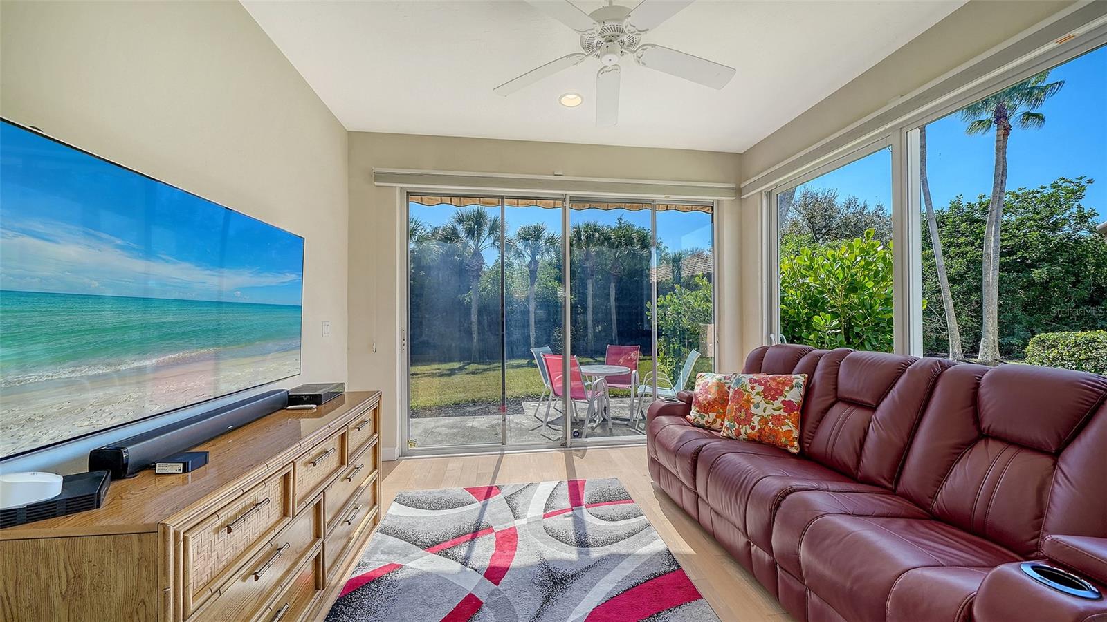 Image 14 of 76 For 3782 Amapola Lane