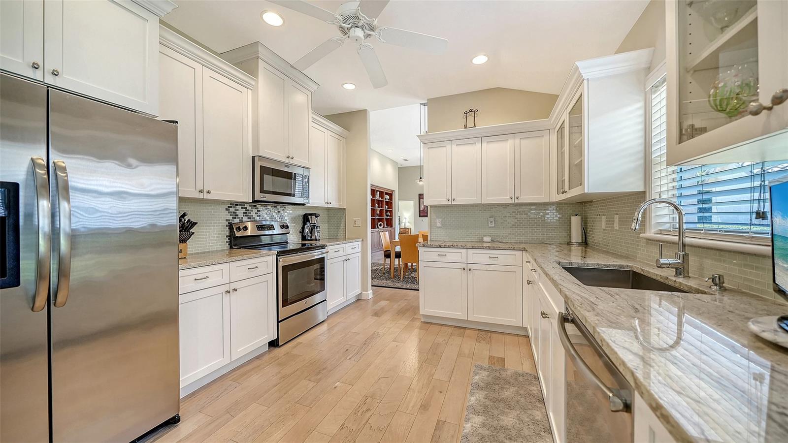 Image 30 of 76 For 3782 Amapola Lane