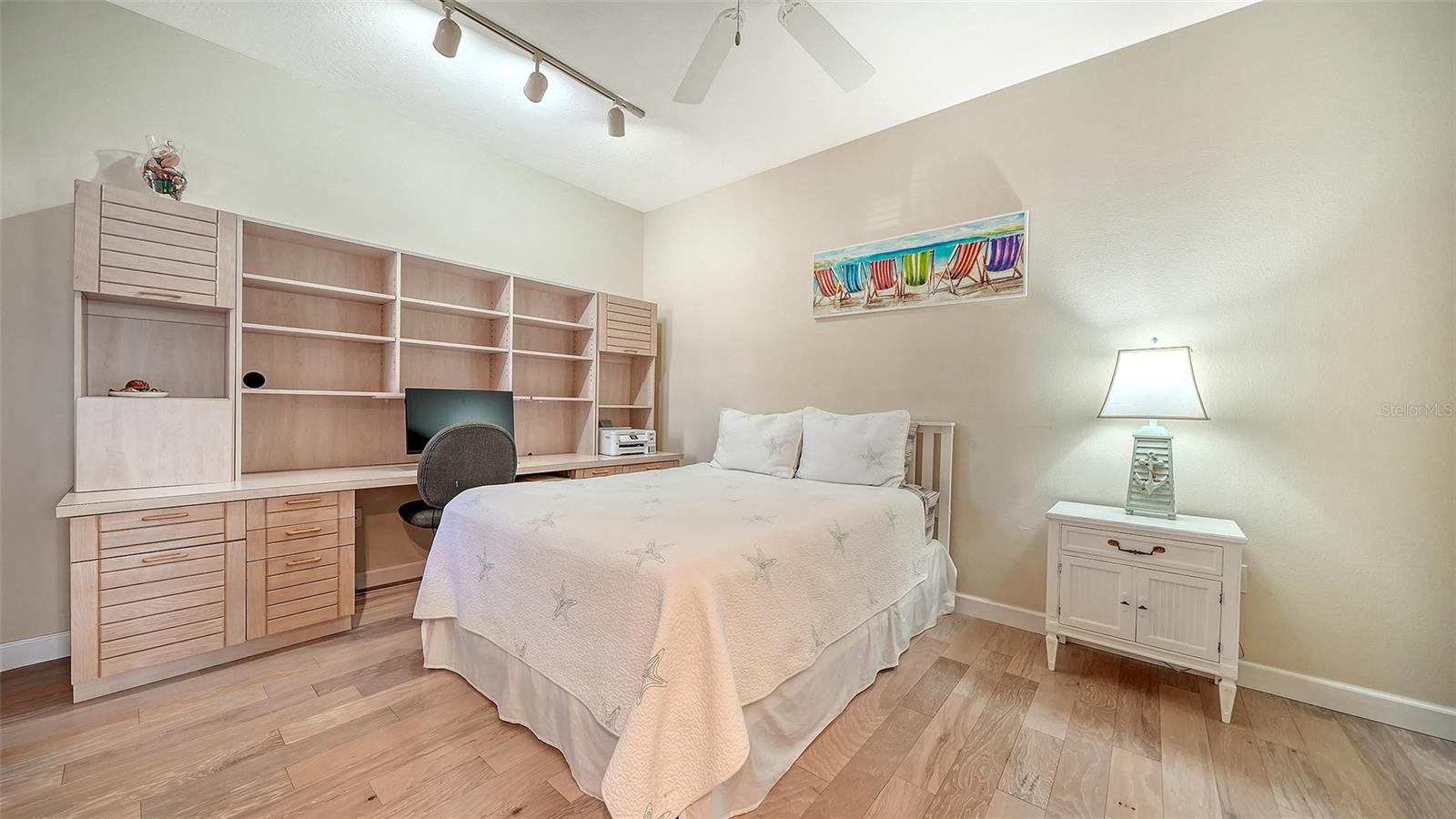 Image 40 of 76 For 3782 Amapola Lane