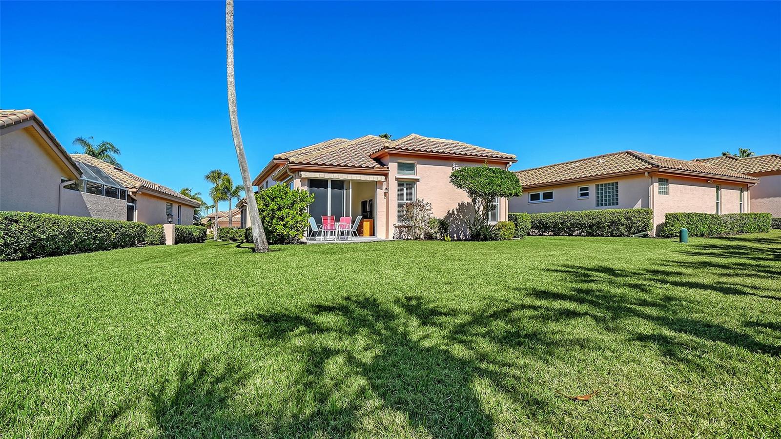 Image 44 of 76 For 3782 Amapola Lane