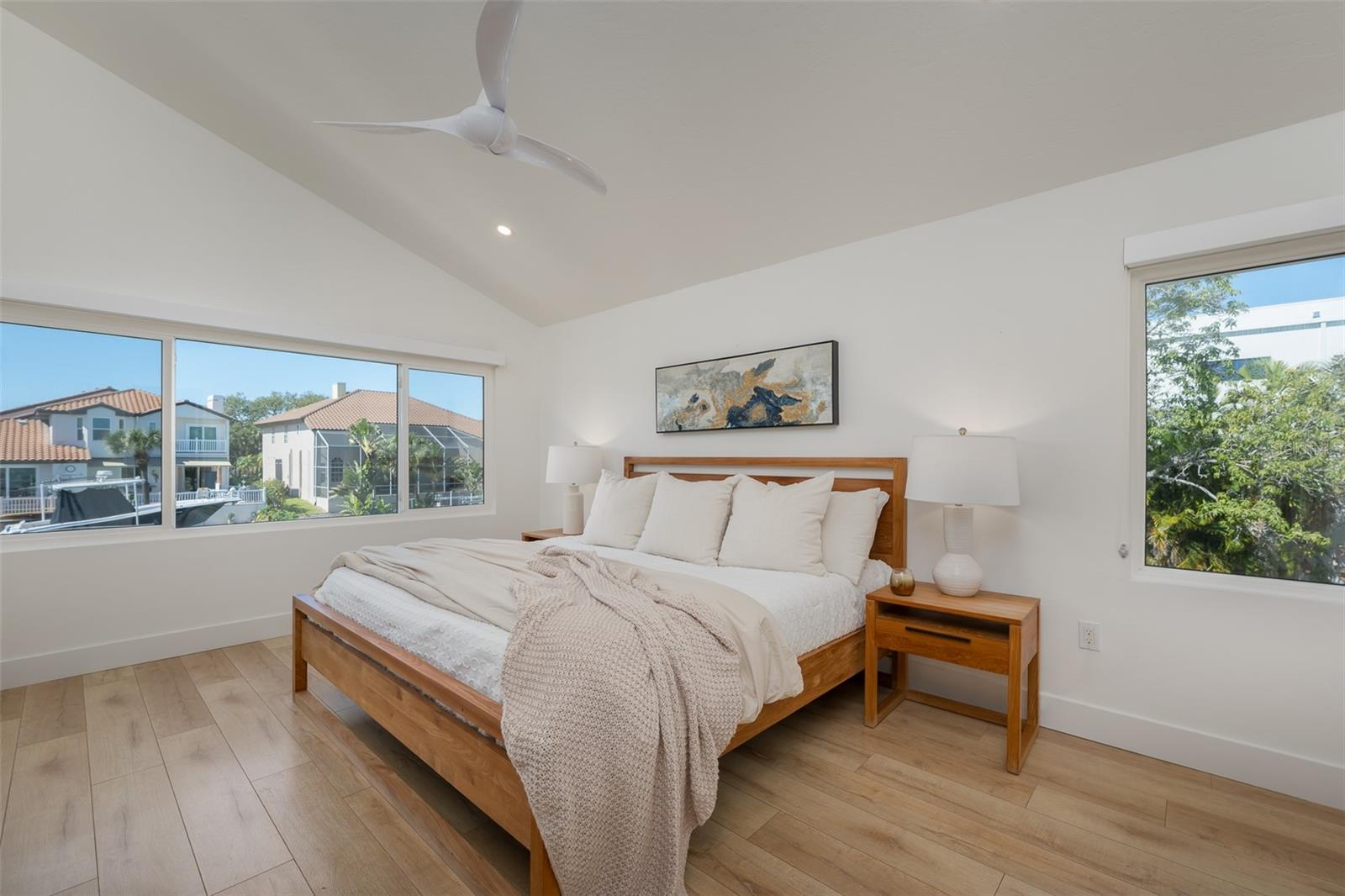 Image 17 of 84 For 4938 Commonwealth Drive