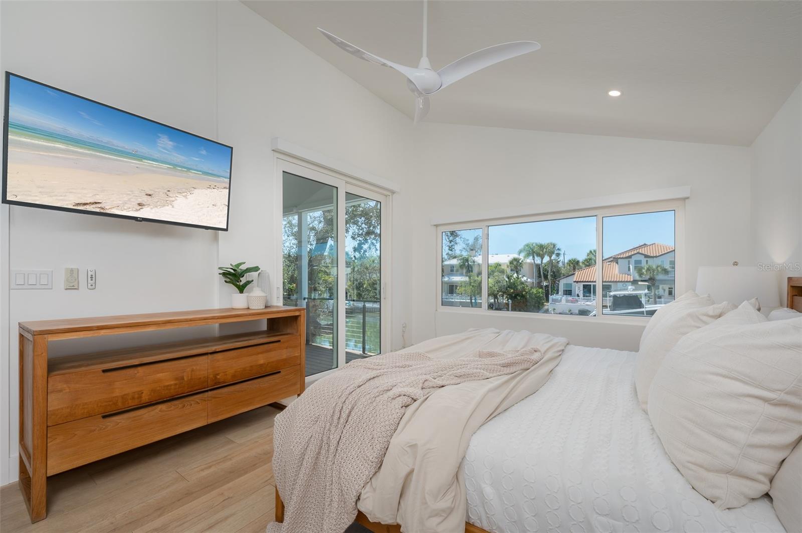 Image 18 of 84 For 4938 Commonwealth Drive