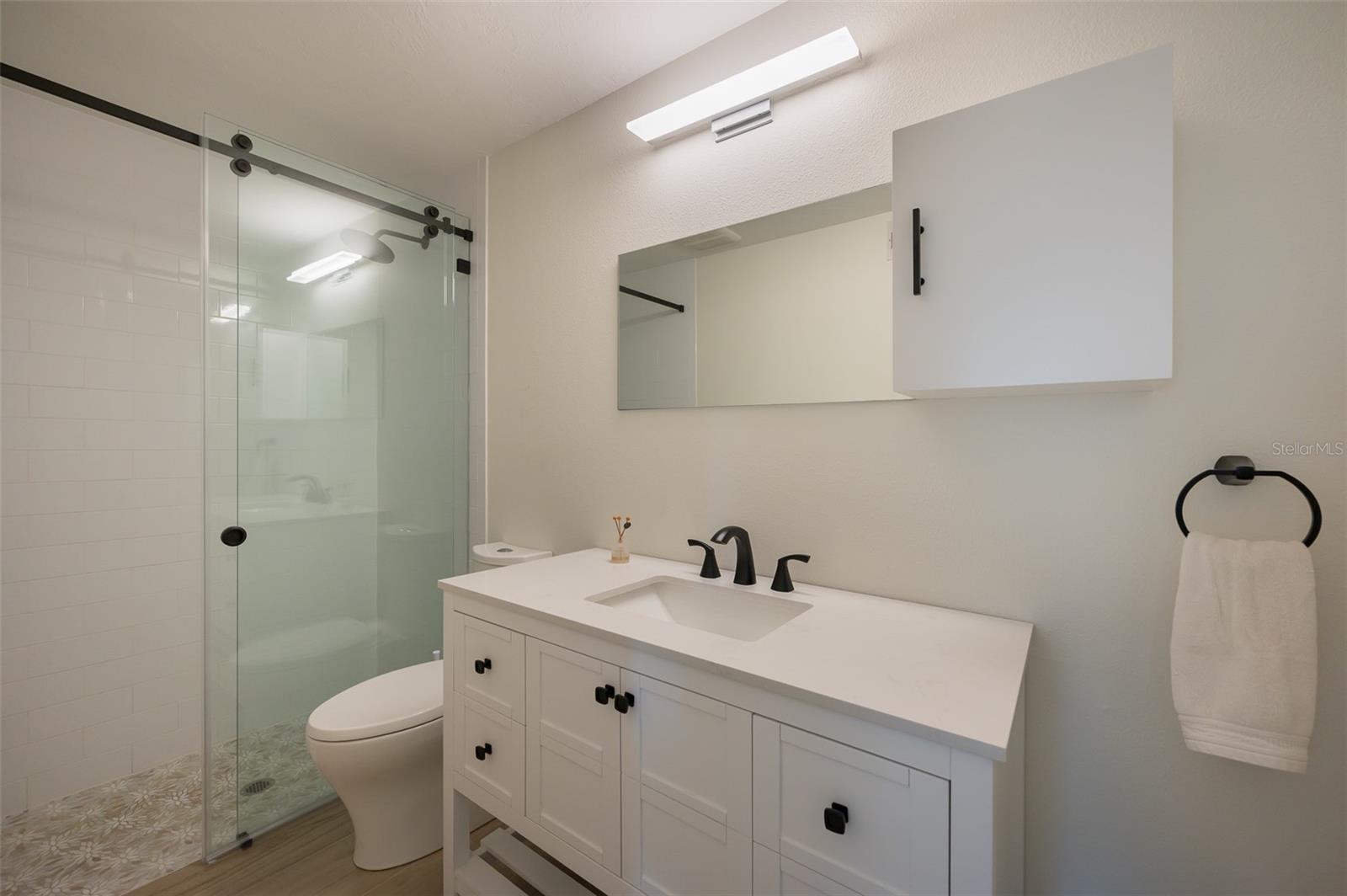 Image 35 of 84 For 4938 Commonwealth Drive