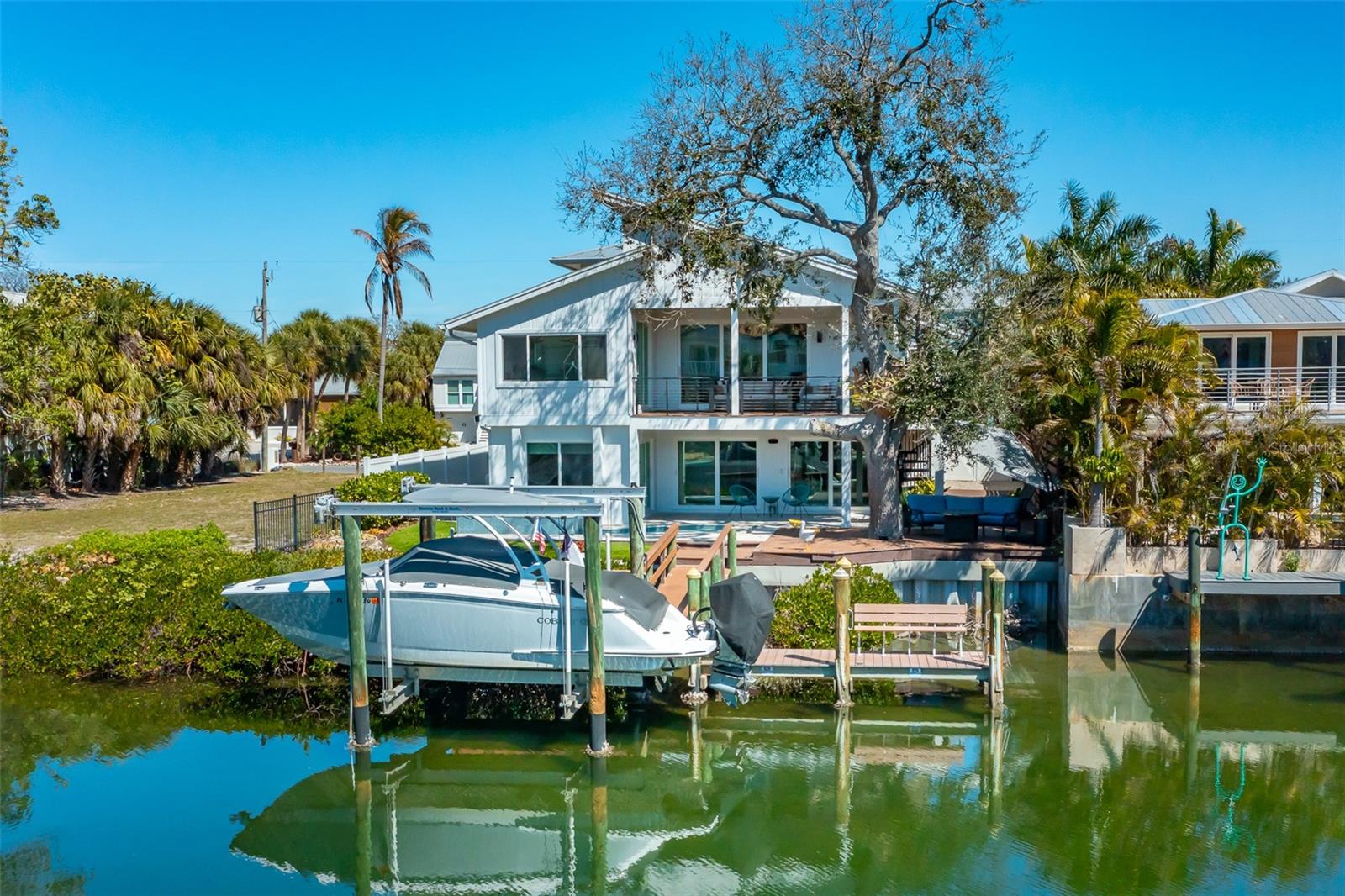 Image 47 of 84 For 4938 Commonwealth Drive