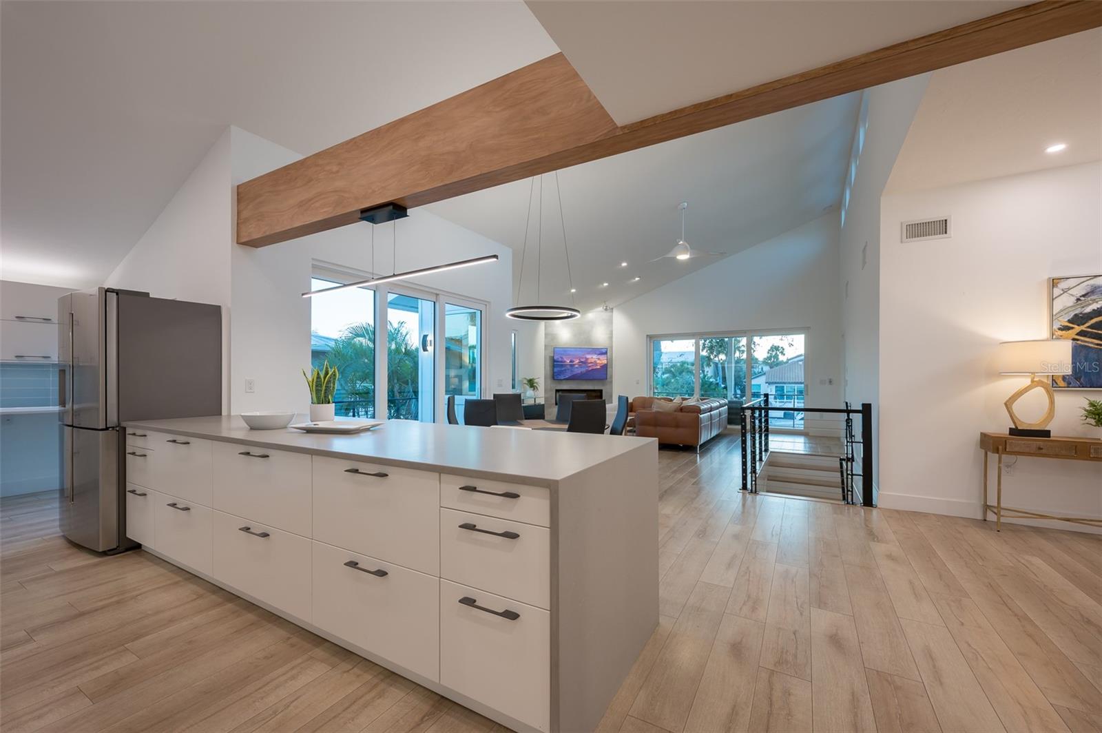 Image 63 of 84 For 4938 Commonwealth Drive