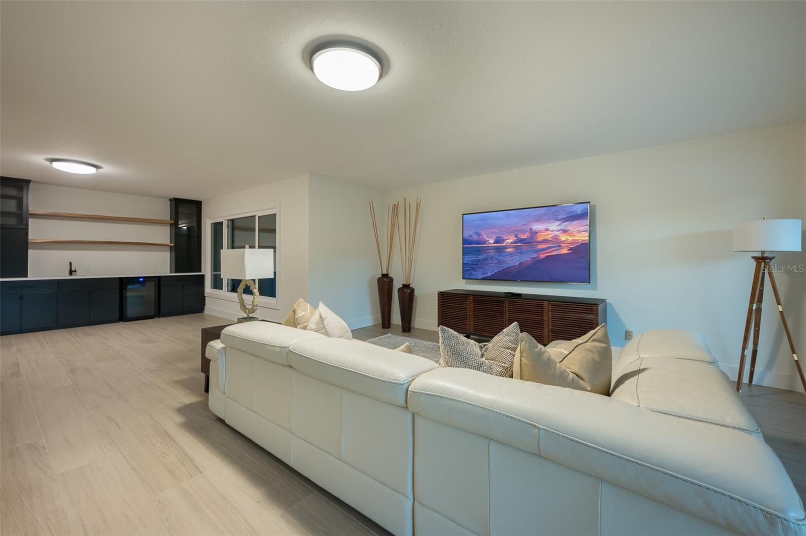 Image 67 of 84 For 4938 Commonwealth Drive