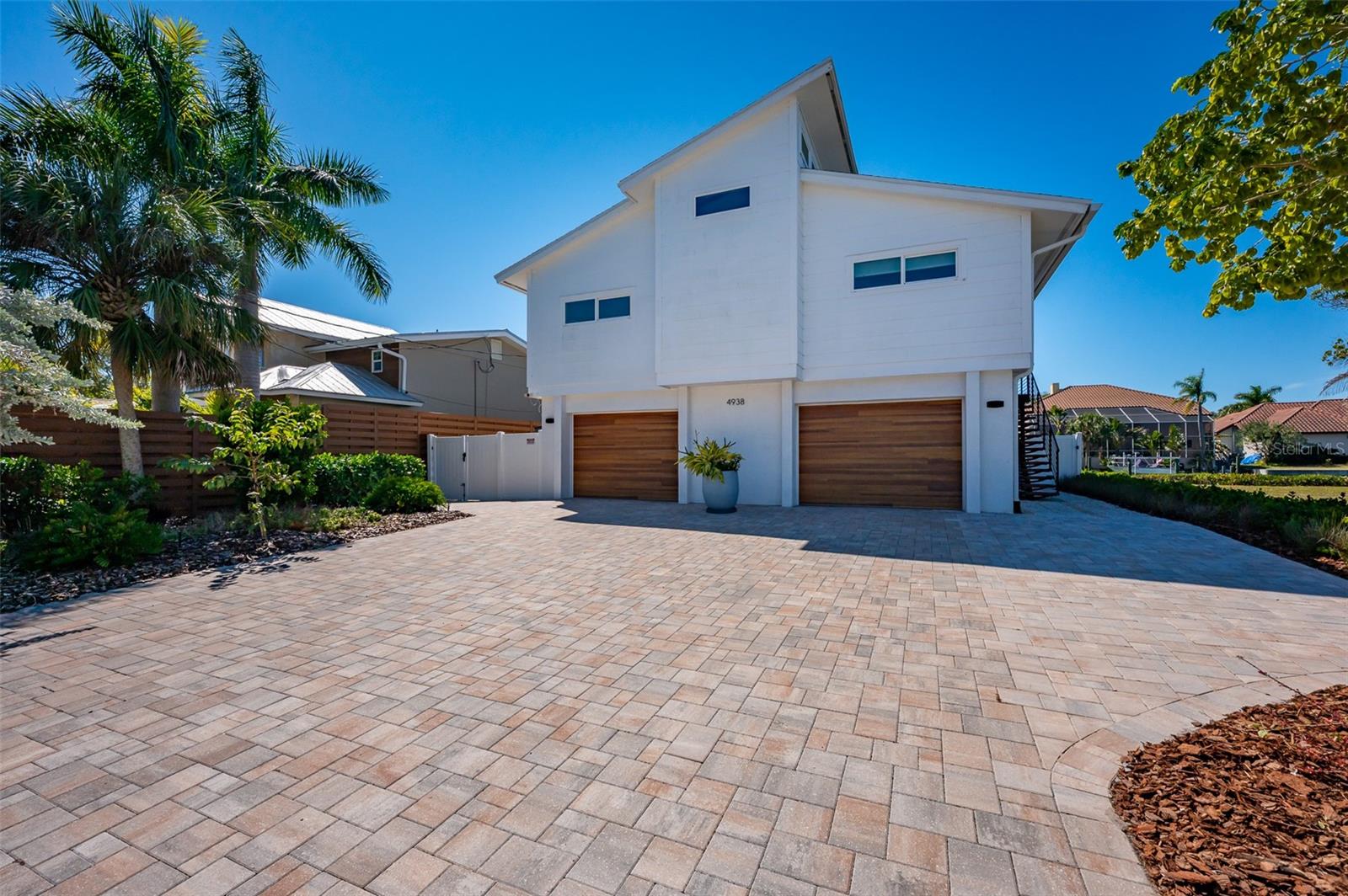 Image 68 of 84 For 4938 Commonwealth Drive