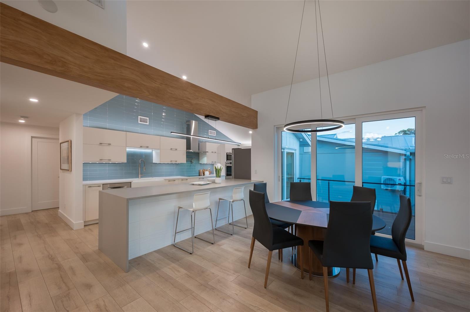 Image 7 of 84 For 4938 Commonwealth Drive