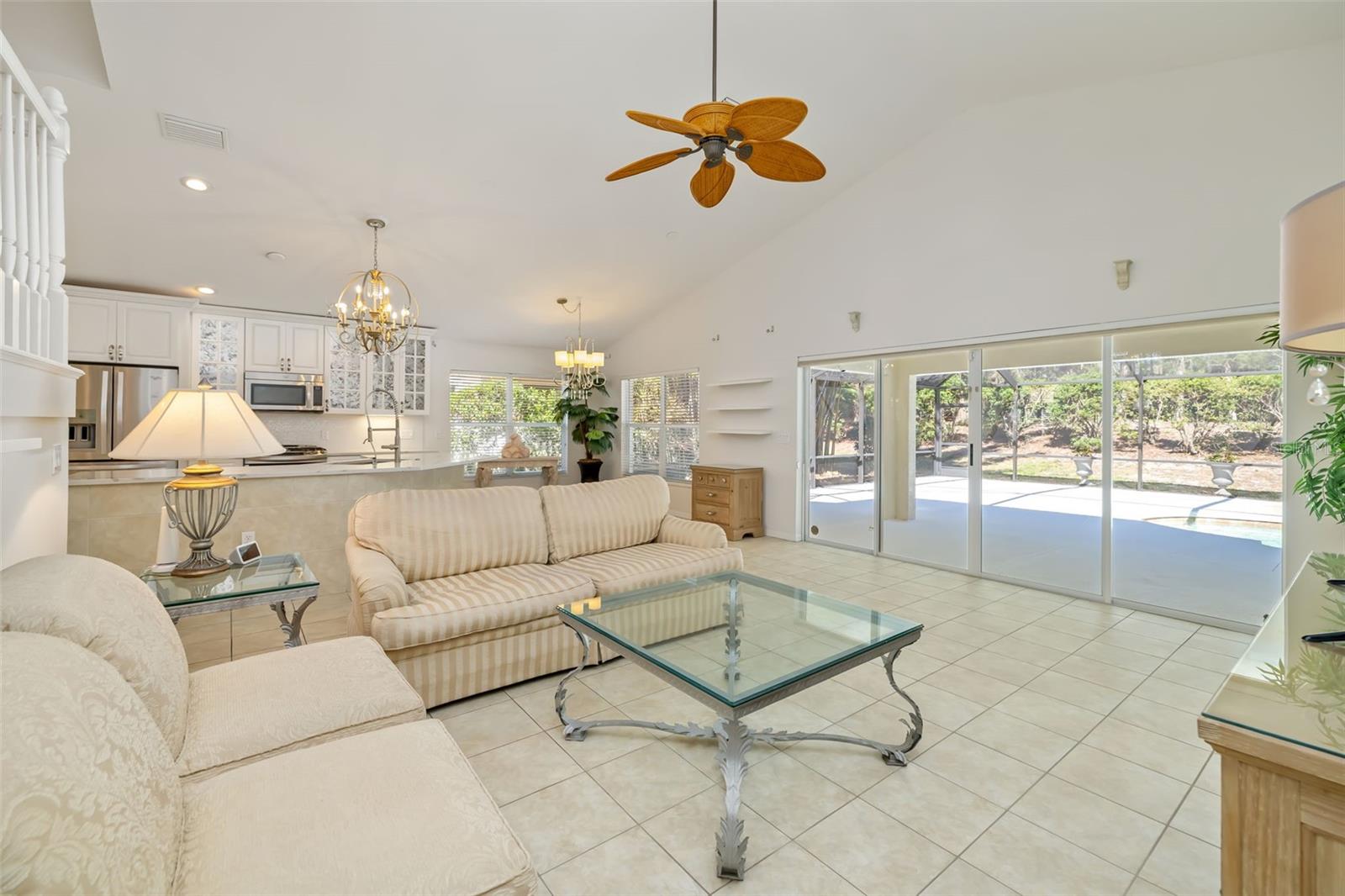 Image 37 of 100 For 7631 Desert Inn Way