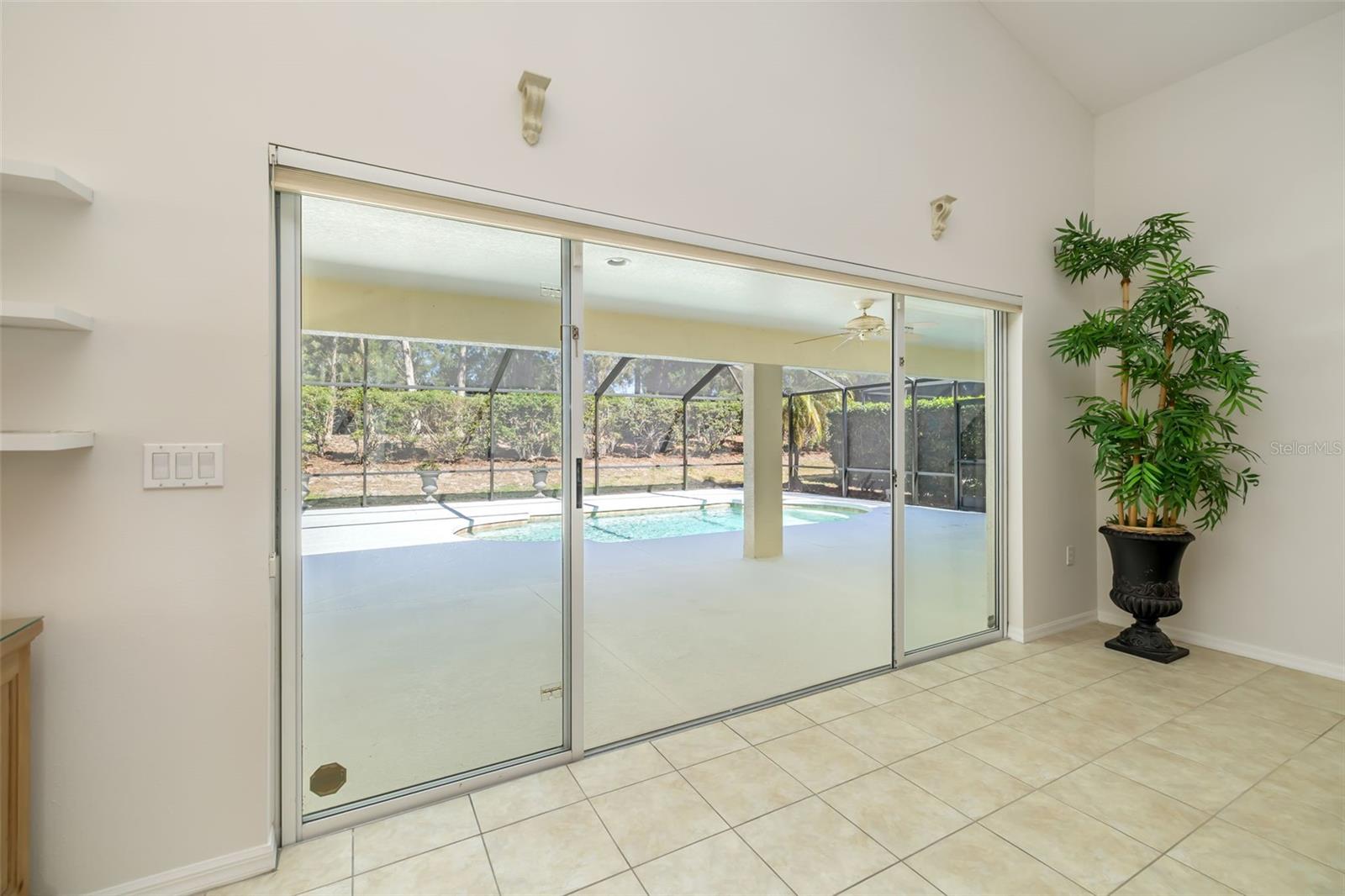 Image 38 of 100 For 7631 Desert Inn Way