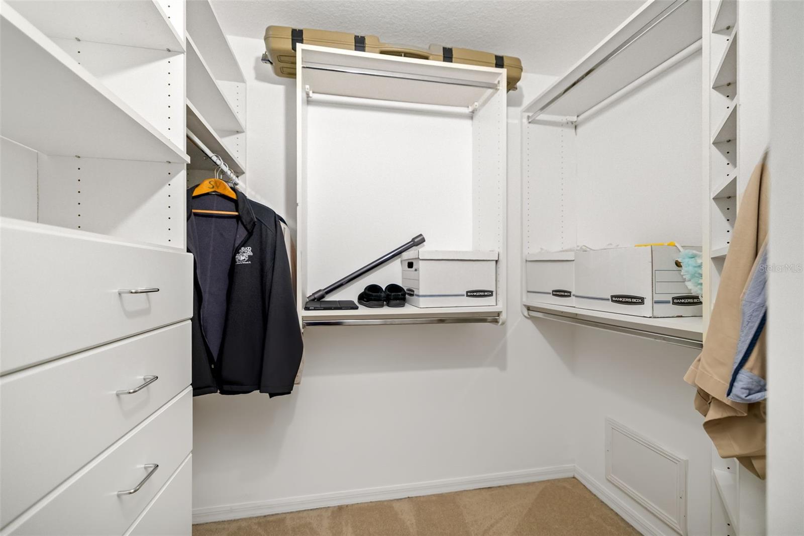 Image 45 of 100 For 7631 Desert Inn Way