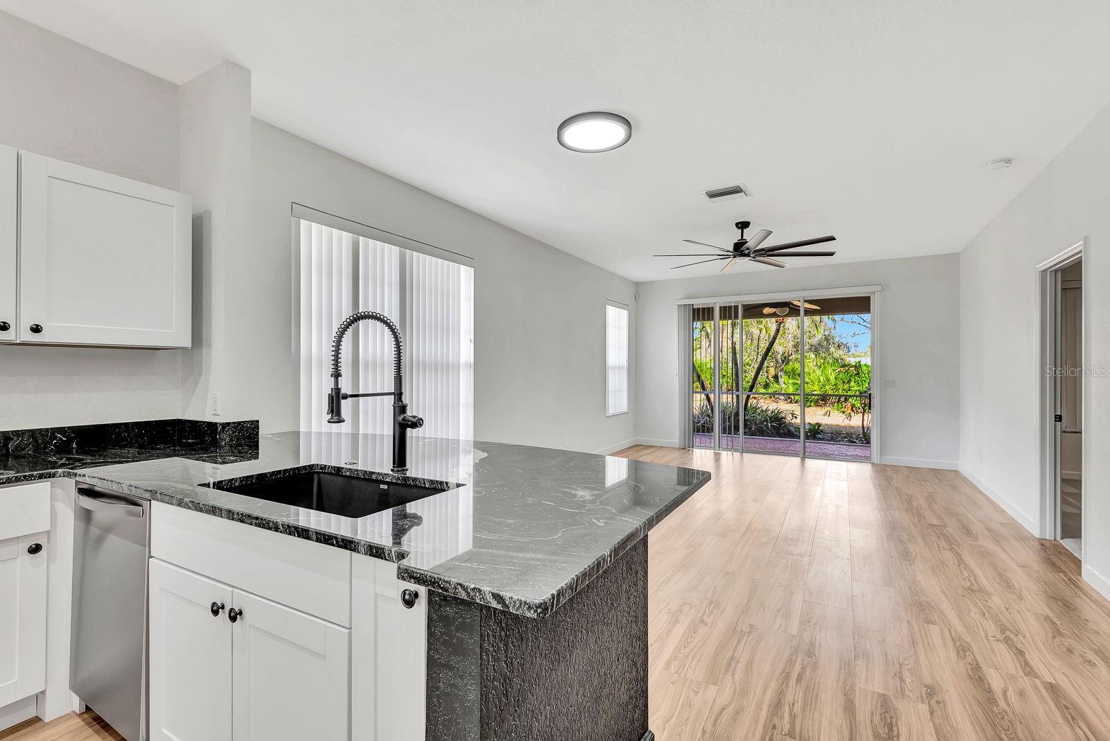 Image 11 of 57 For 5035 Lakescene Place