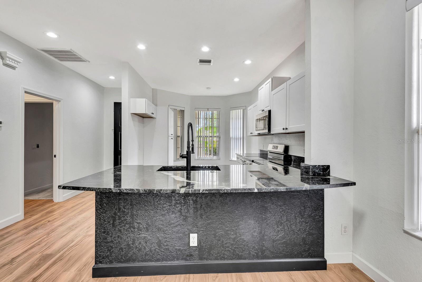 Image 12 of 57 For 5035 Lakescene Place