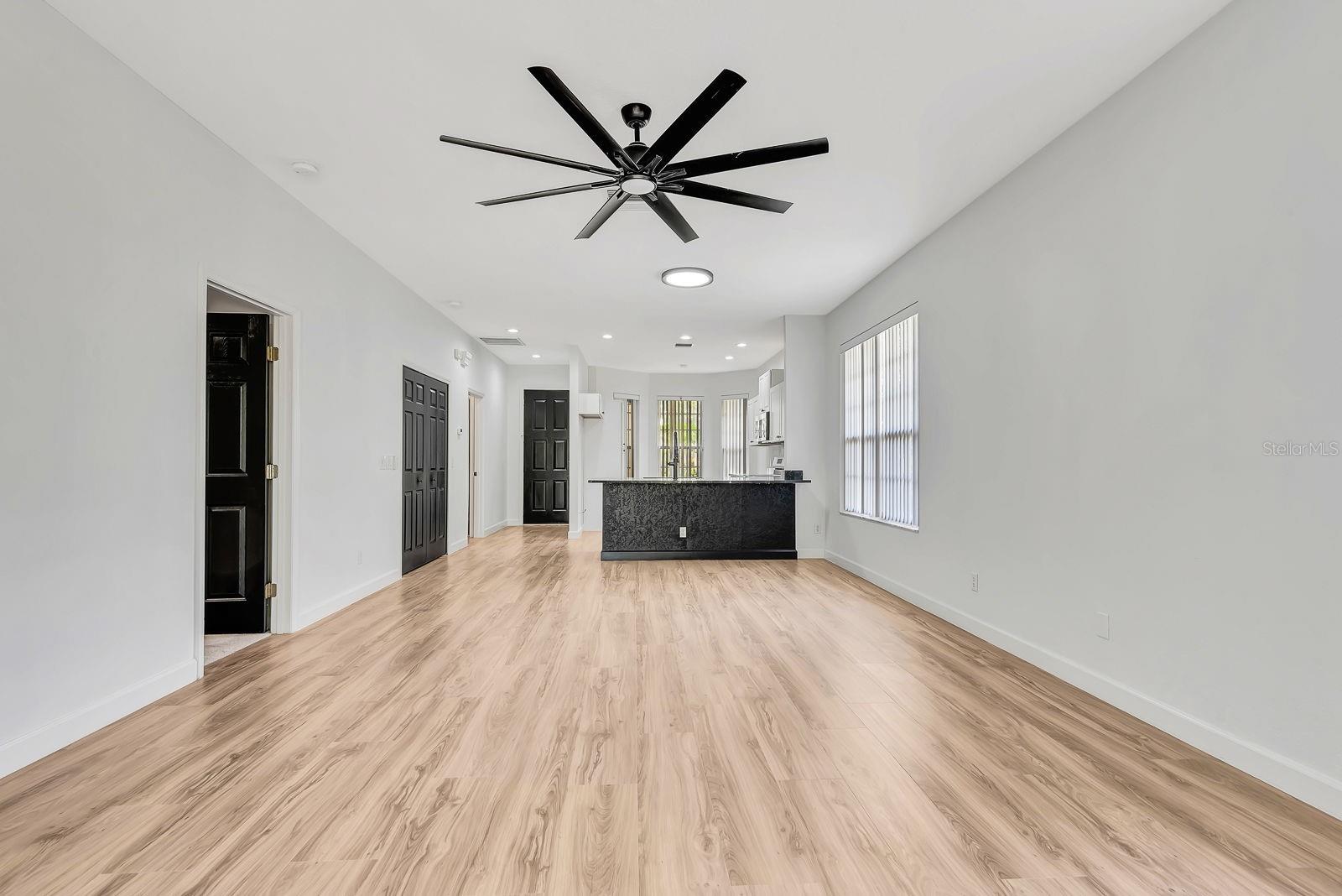 Image 15 of 57 For 5035 Lakescene Place