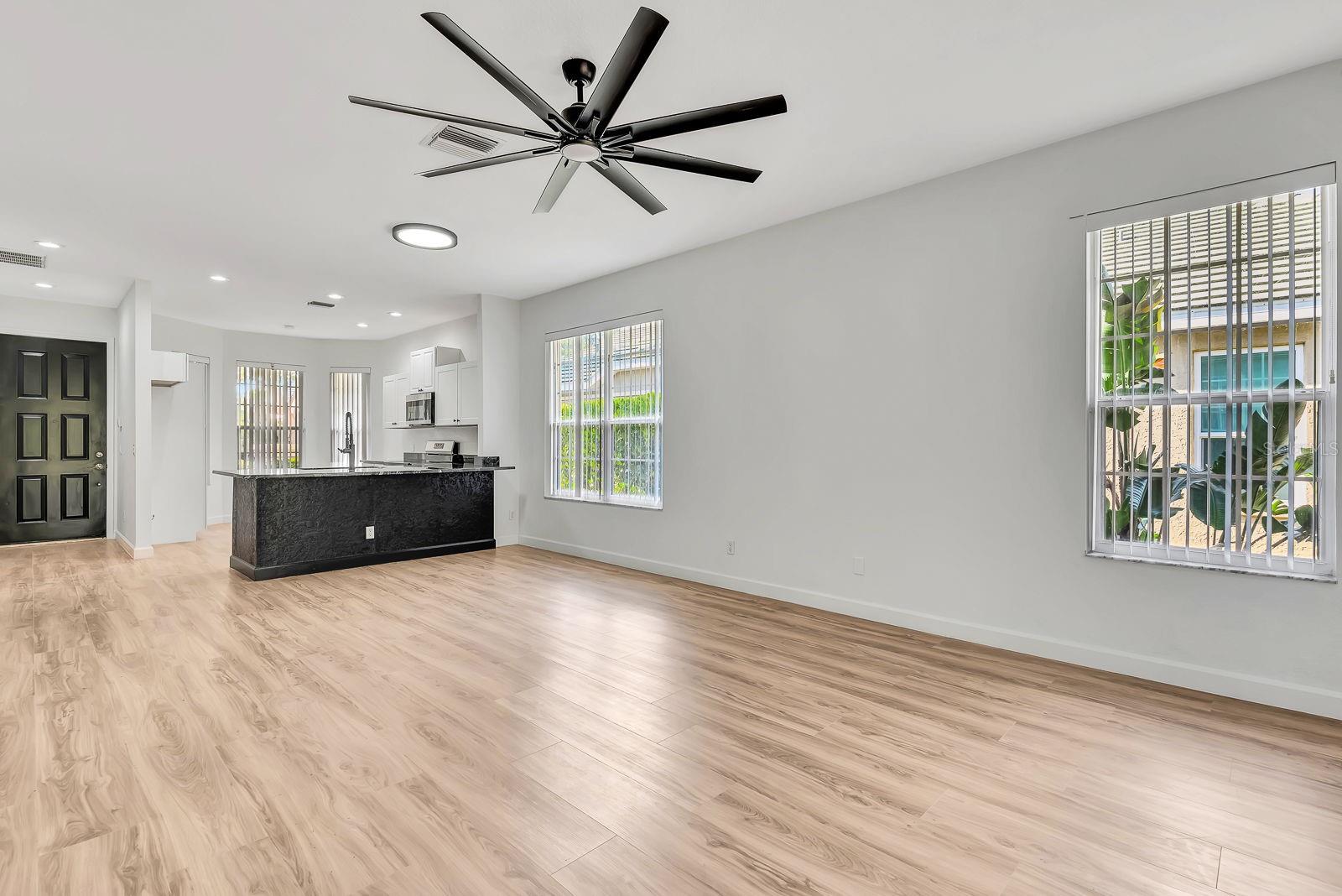 Image 17 of 57 For 5035 Lakescene Place