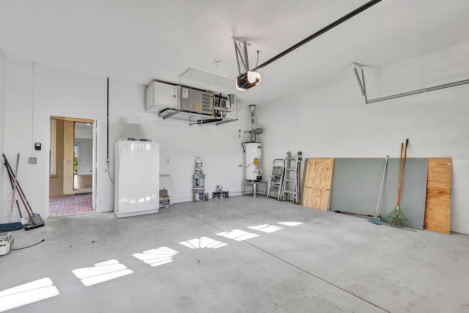 Image 37 of 57 For 5035 Lakescene Place