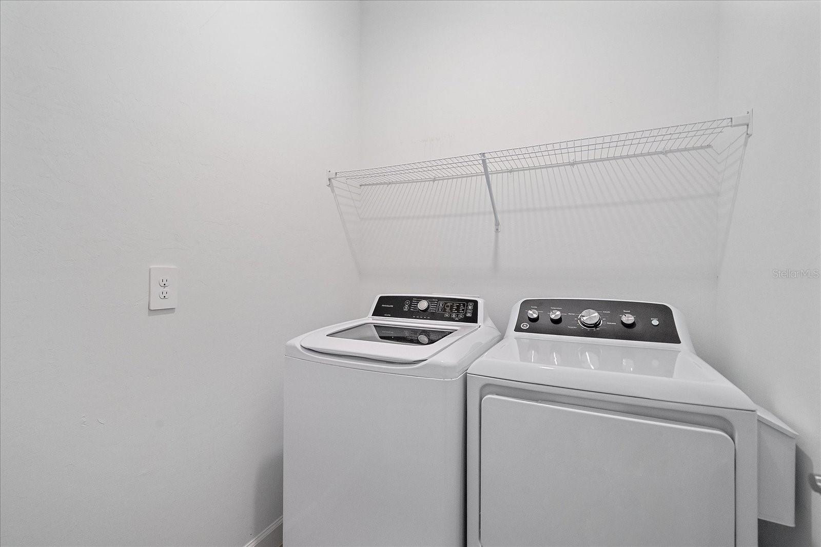 Image 37 of 58 For 14904 Serene Shores Loop