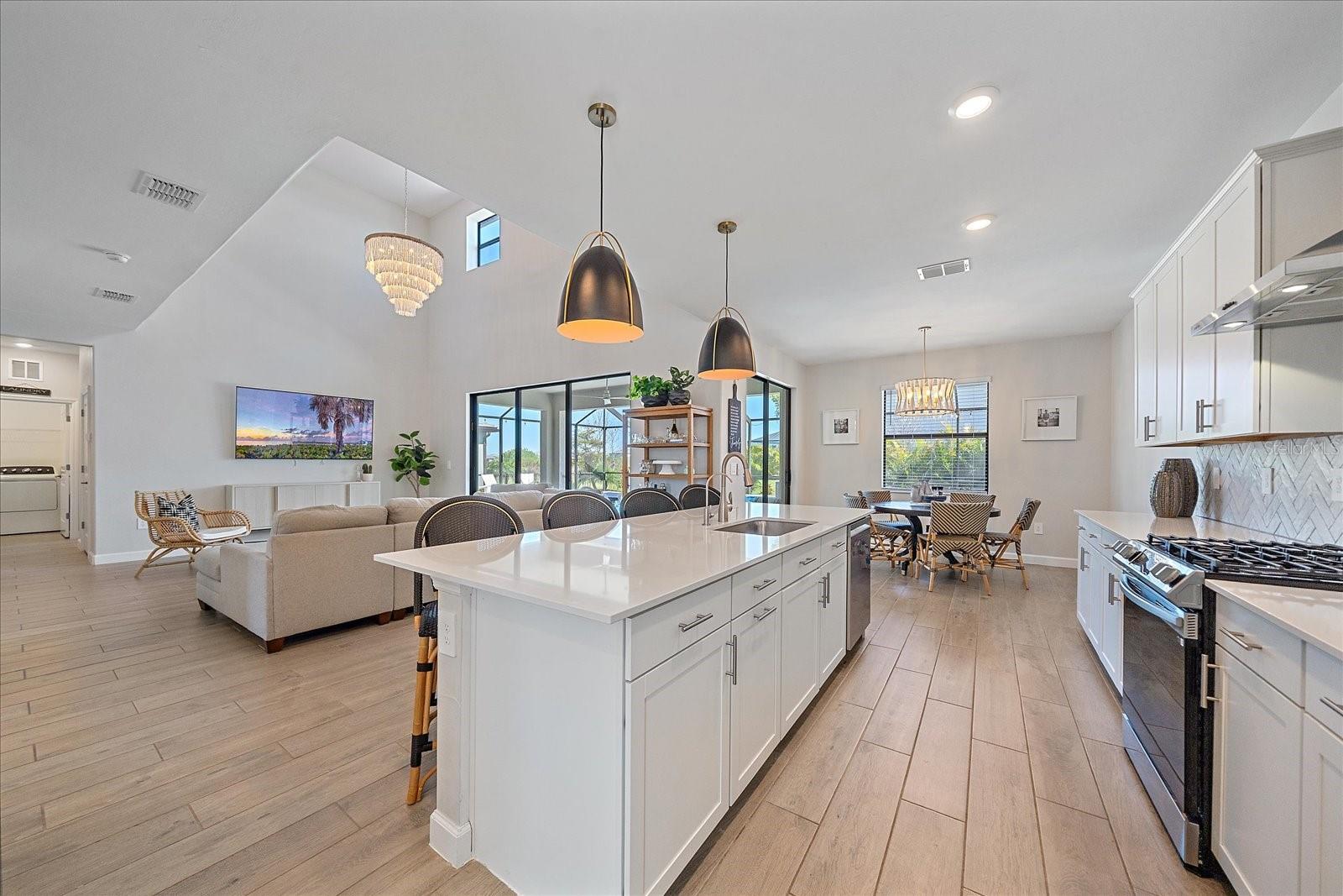 Image 8 of 58 For 14904 Serene Shores Loop