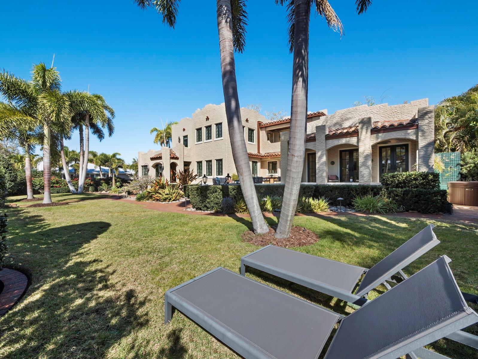 Image 20 of 70 For 1905 Alta Vista Street