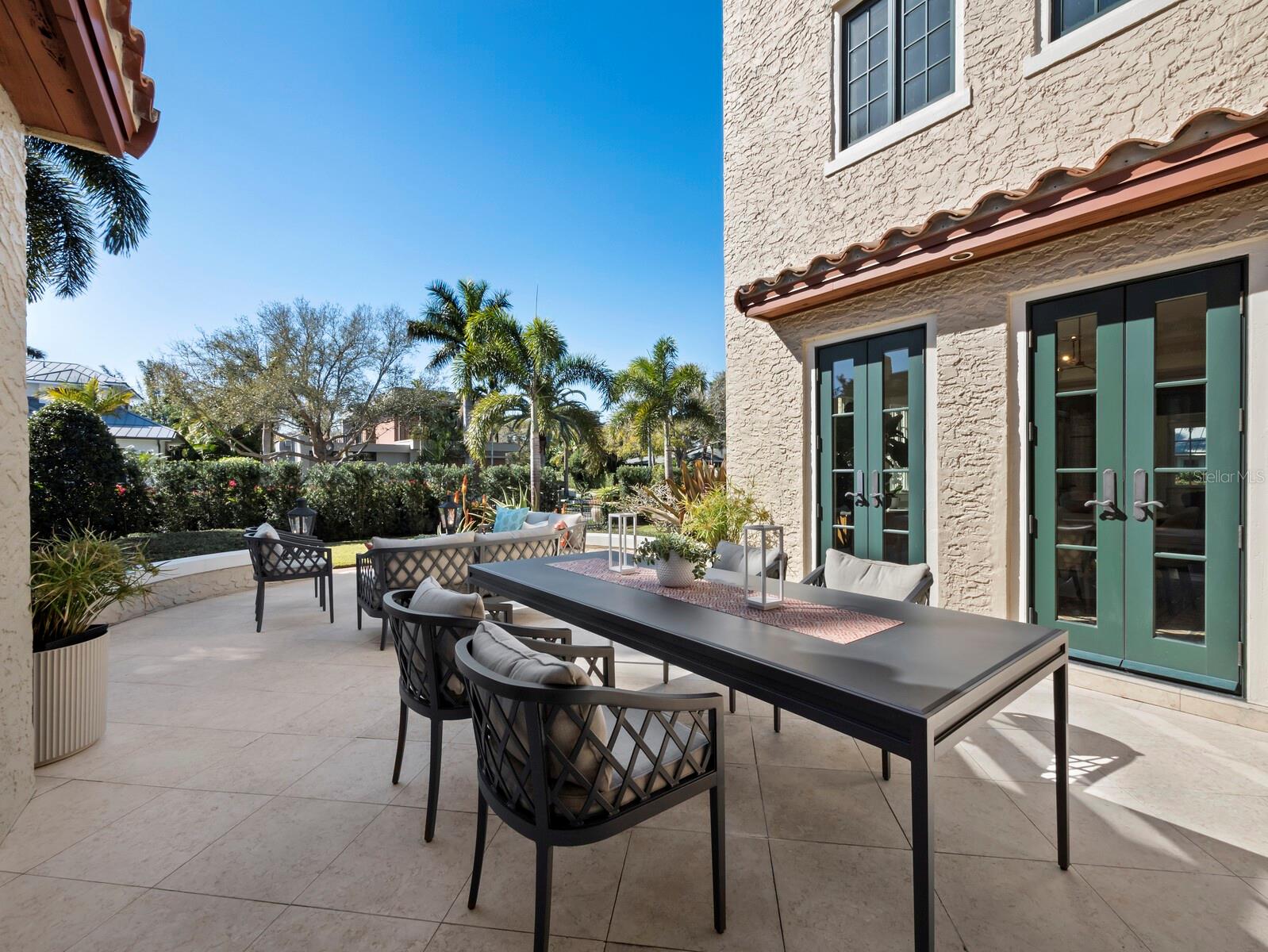 Image 31 of 70 For 1905 Alta Vista Street