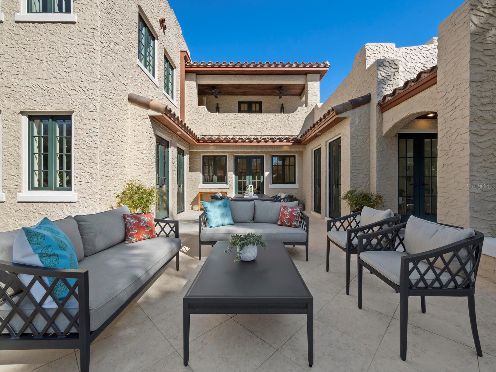 Image 32 of 70 For 1905 Alta Vista Street