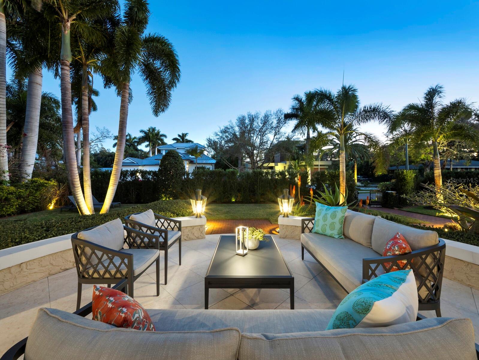 Image 38 of 70 For 1905 Alta Vista Street