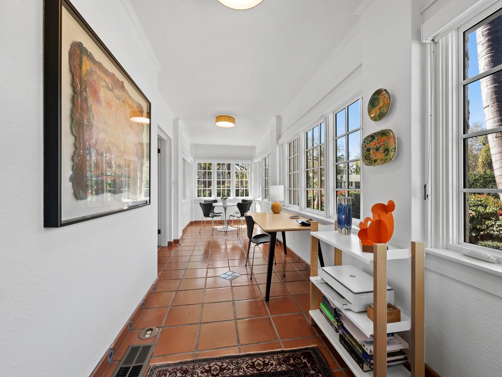 Image 41 of 70 For 1905 Alta Vista Street