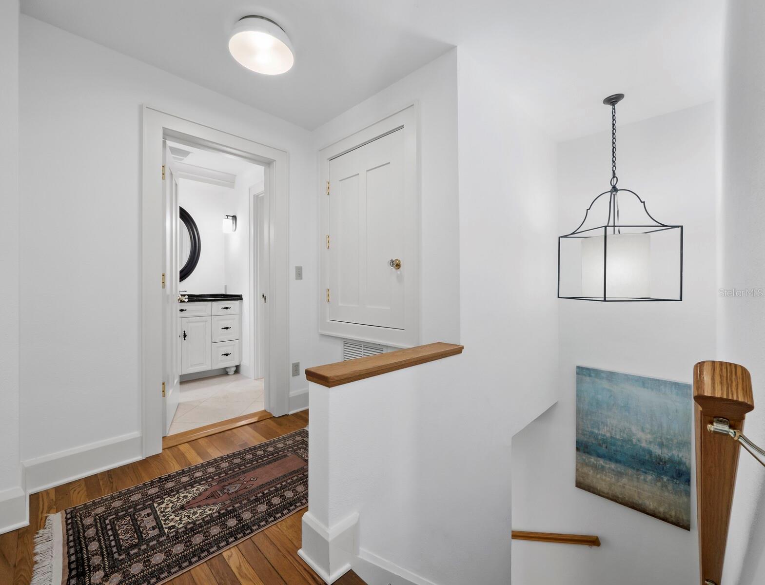 Image 49 of 70 For 1905 Alta Vista Street