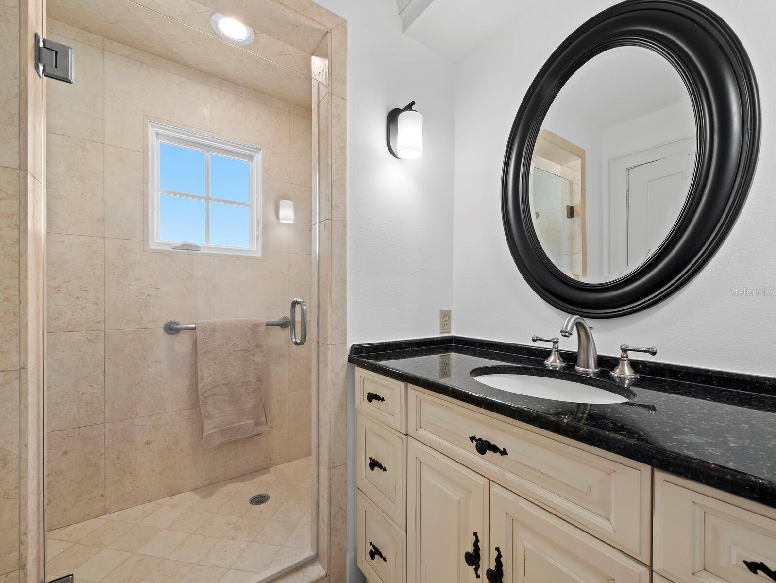 Image 51 of 70 For 1905 Alta Vista Street