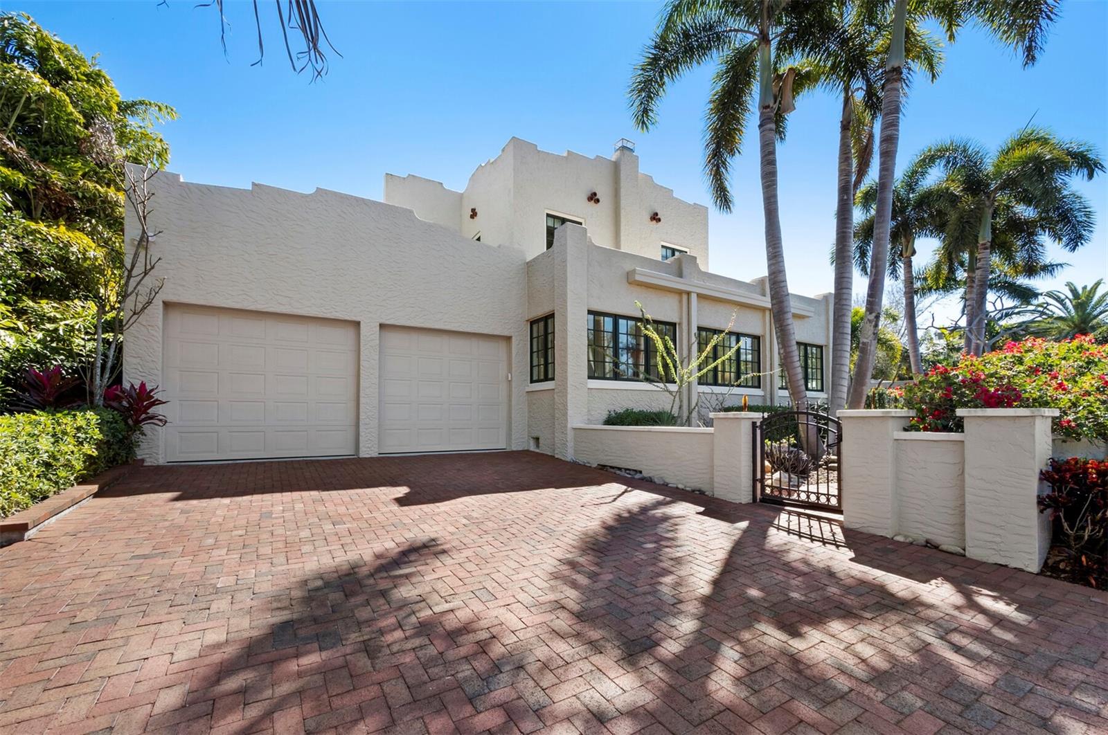 Image 64 of 70 For 1905 Alta Vista Street