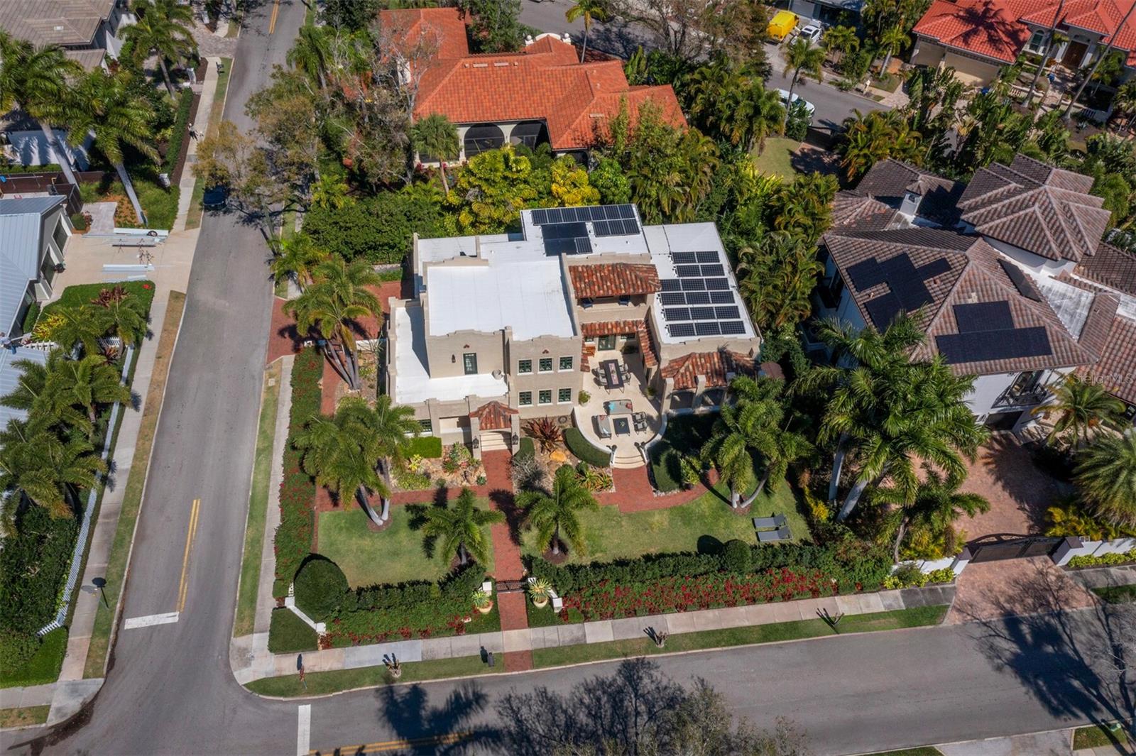 Image 69 of 70 For 1905 Alta Vista Street