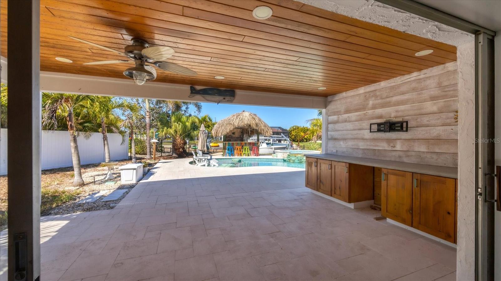 Image 18 of 41 For 1936 Fairview Drive