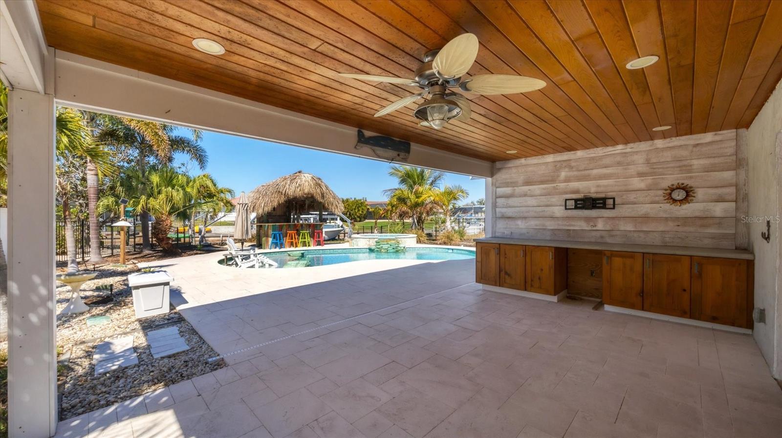 Image 19 of 41 For 1936 Fairview Drive