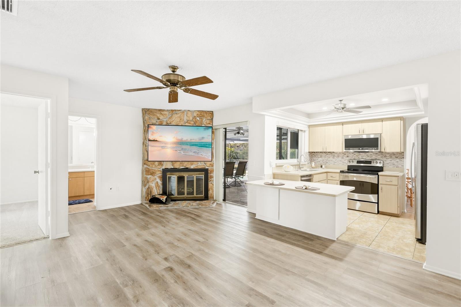 Image 12 of 30 For 3801 21st Avenue W