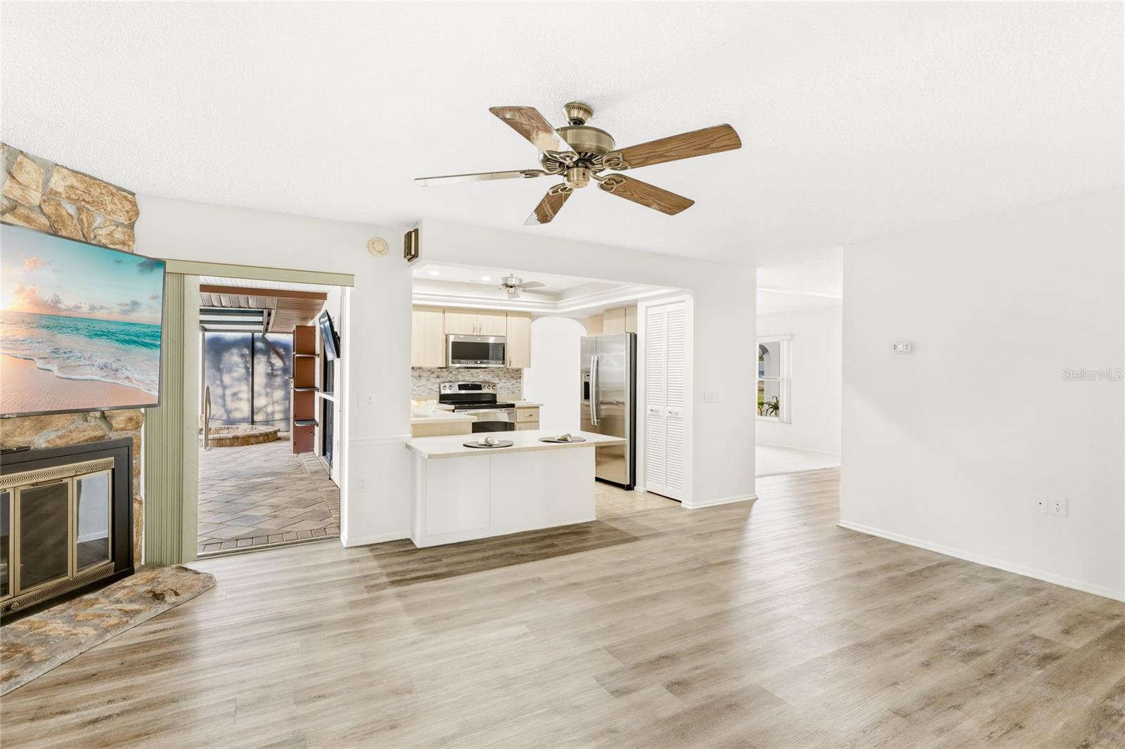 Image 13 of 30 For 3801 21st Avenue W