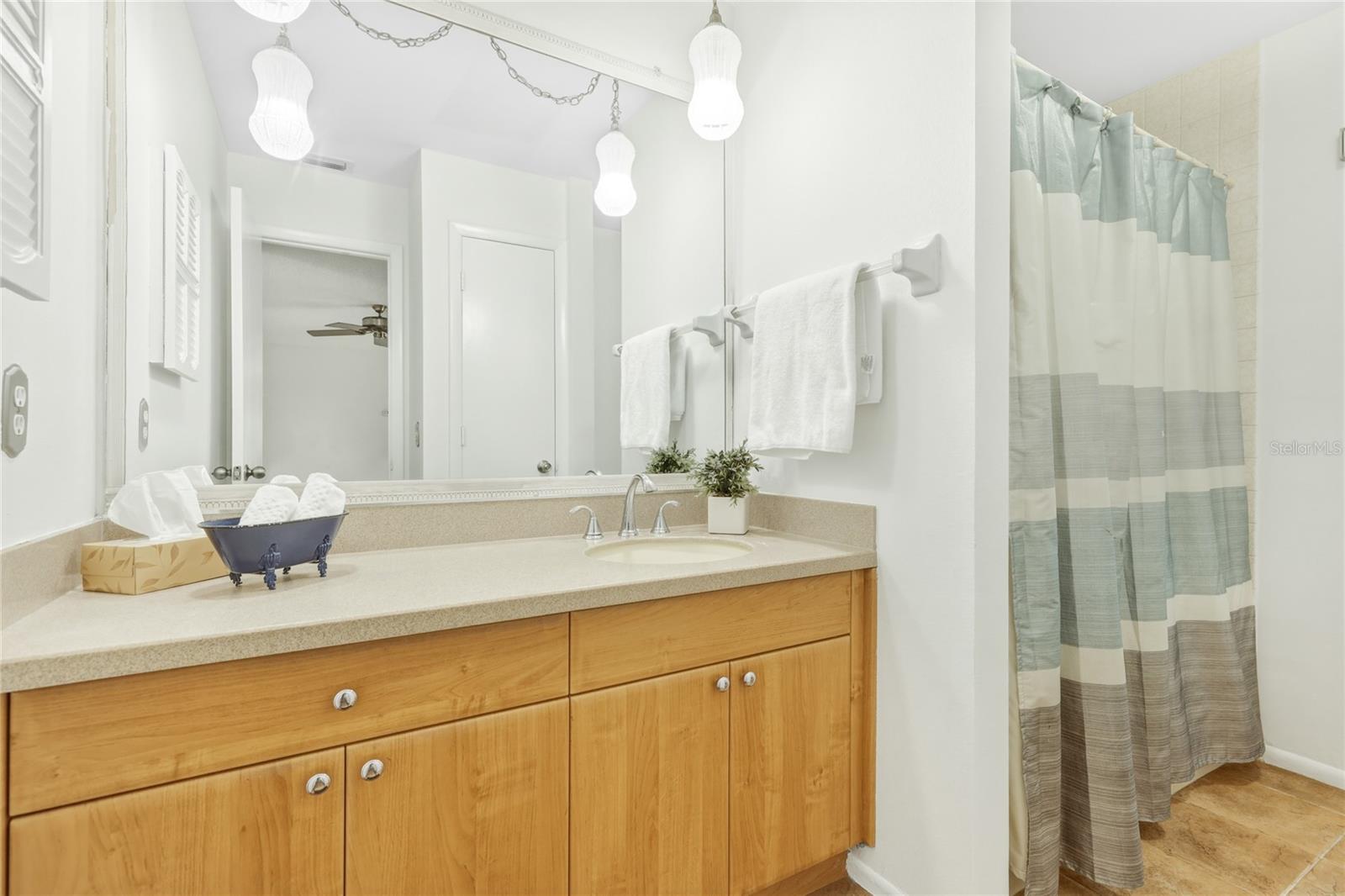 Image 20 of 30 For 3801 21st Avenue W