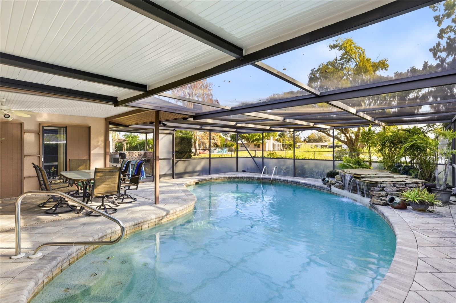 Image 25 of 30 For 3801 21st Avenue W