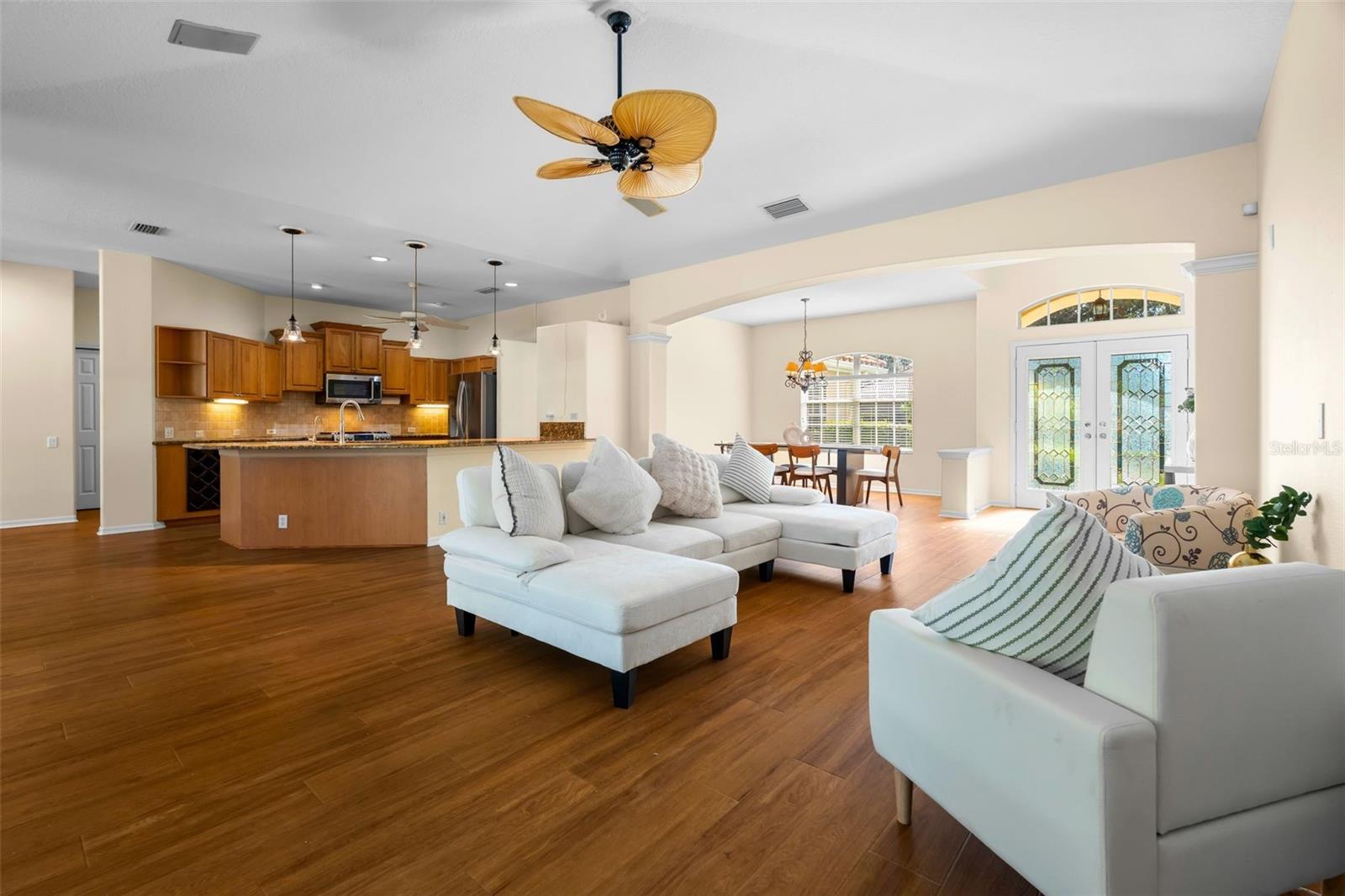 Image 19 of 43 For 4751 Carrington Circle