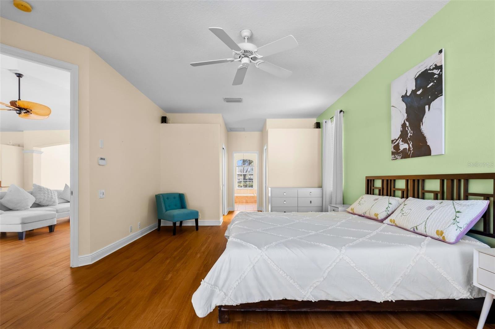 Image 26 of 43 For 4751 Carrington Circle