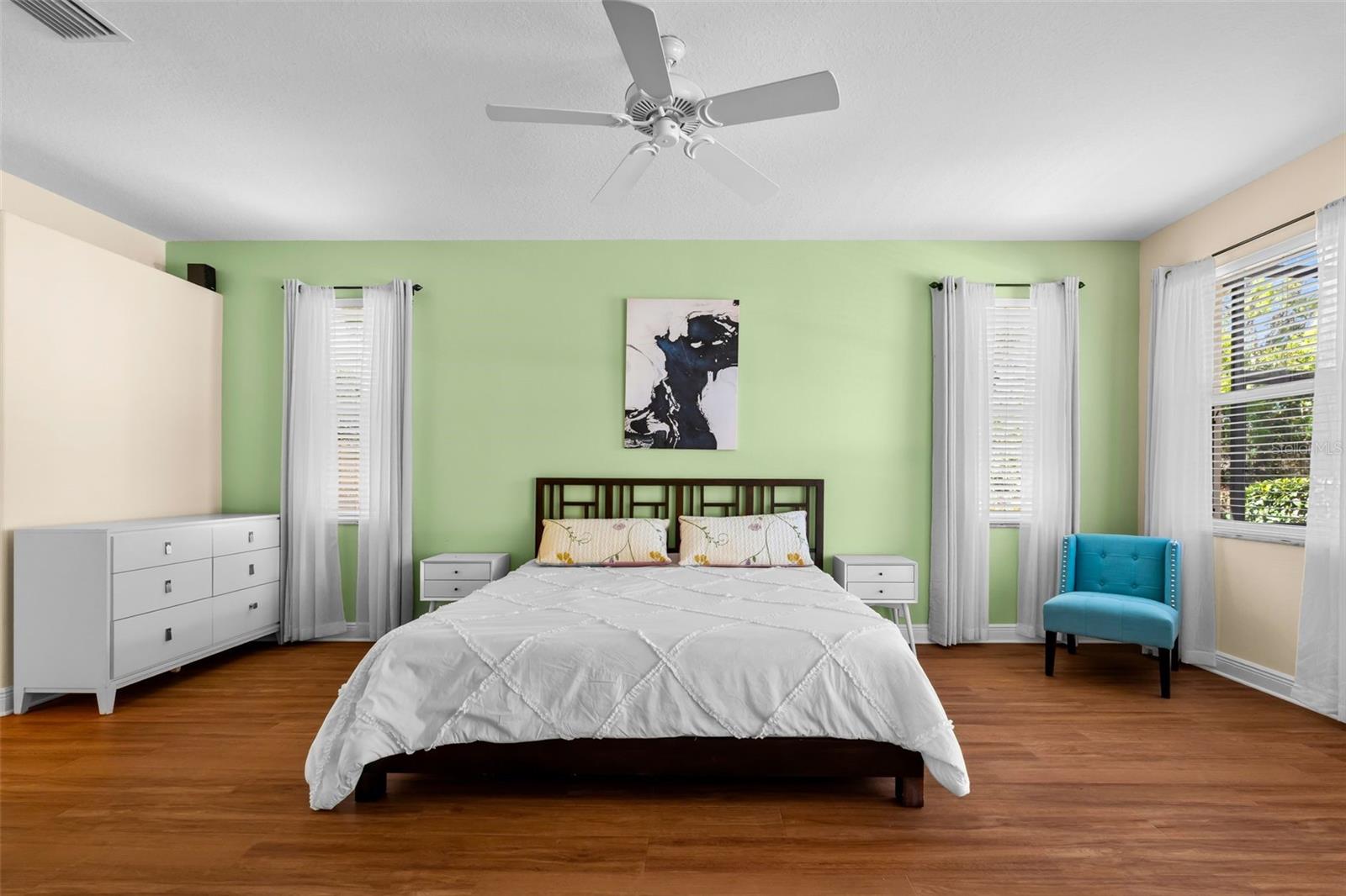 Image 27 of 43 For 4751 Carrington Circle