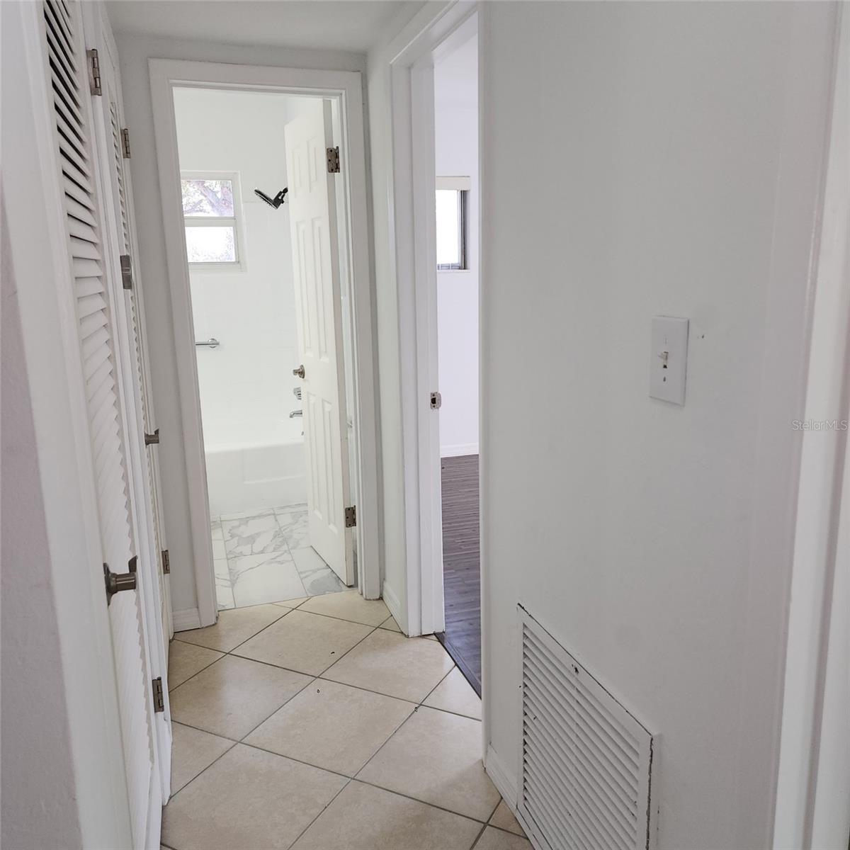 Image 15 of 21 For 3925 Omega Lane