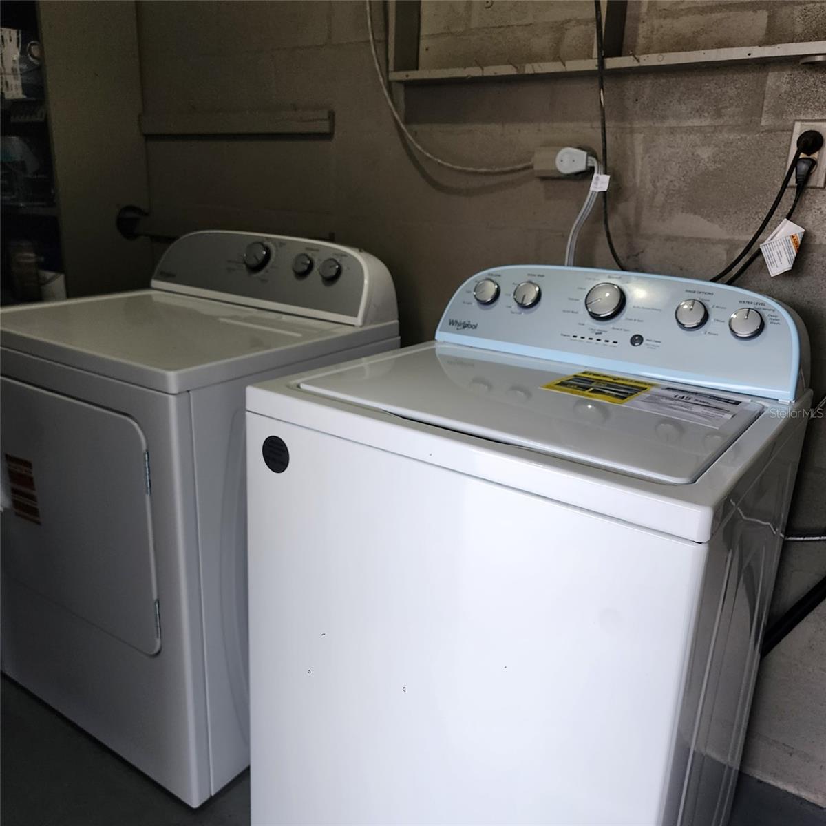 Image 20 of 21 For 3925 Omega Lane